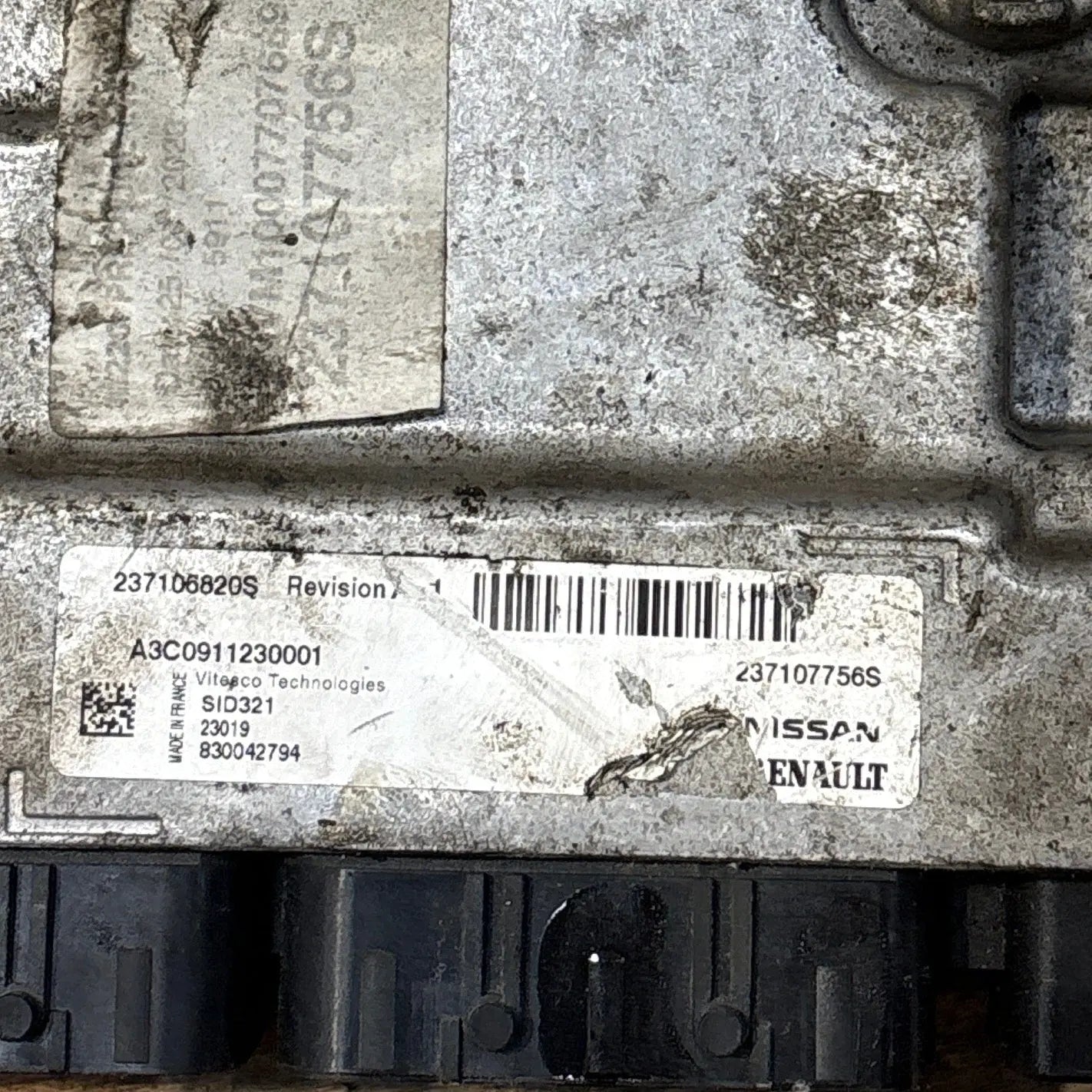 CALCULATEUR MOTEUR SID321 A3C0911230001 23706820S 237107756S NISSAN