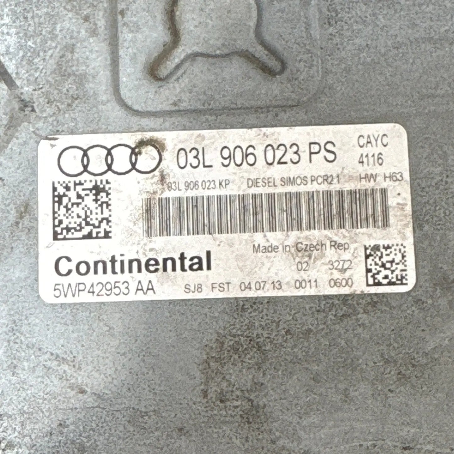CALCULATEUR MOTEUR SIMOS PCR2.1 5WP42953AA 03L906023PS AUDI