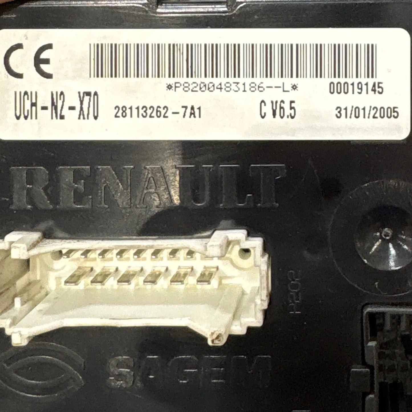 UCH-N2-X70 P8200483186--L 28113262-7A1 C V6.5 RENAULT MASTER / MOVANO