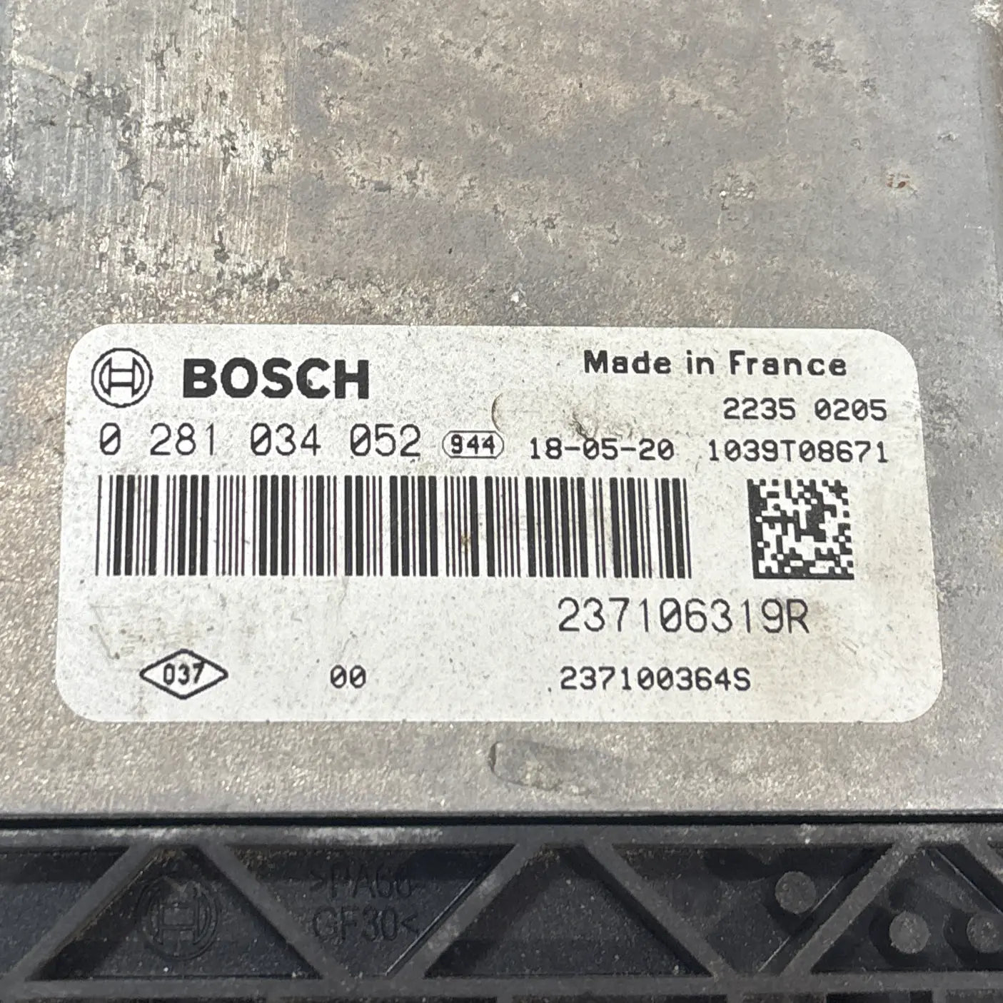 CALCULATEUR MOTEUR EDC17C84 0281035158 237102015S RENAULT Ma boutique