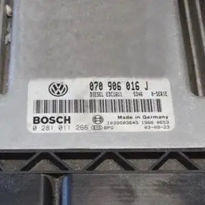 CALCULATEUR MOTEUR EDC16U1 0281011266 070906016J VW Ma boutique