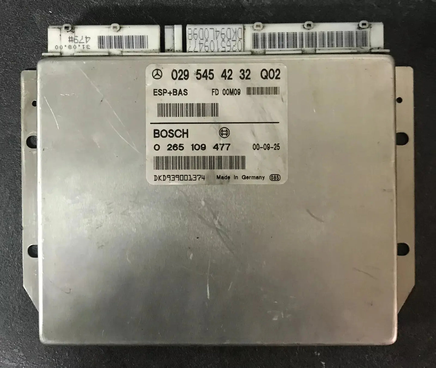 CALCULATEUR ABS ESP1.14 0265109477 0295454232 Q02 MERCEDES Ma boutique