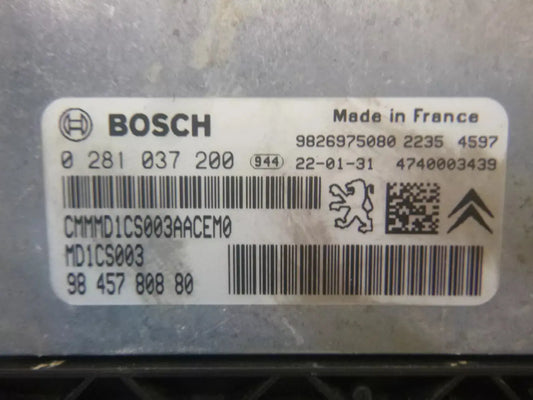 CALCULATEUR MOTEUR PROTÉGÉ MD1CS003 0281037200 984578088 Ma boutique