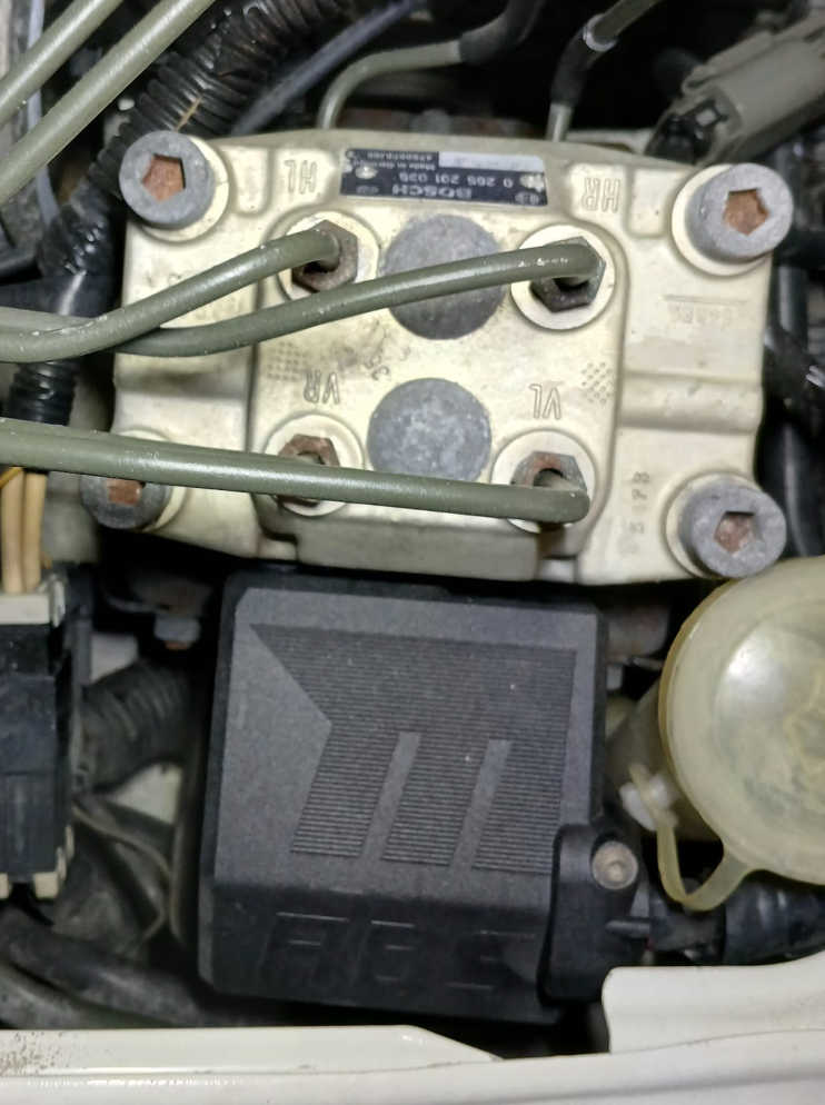 BLOC ABS 0265201035 NISSAN // DISPO SUR COMMANDE - SV-TRONIC AUTOMOBILE