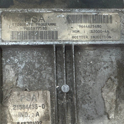 CALCULATEUR MOTEUR S2000-4A 21584436-0 9644625680 9651977580