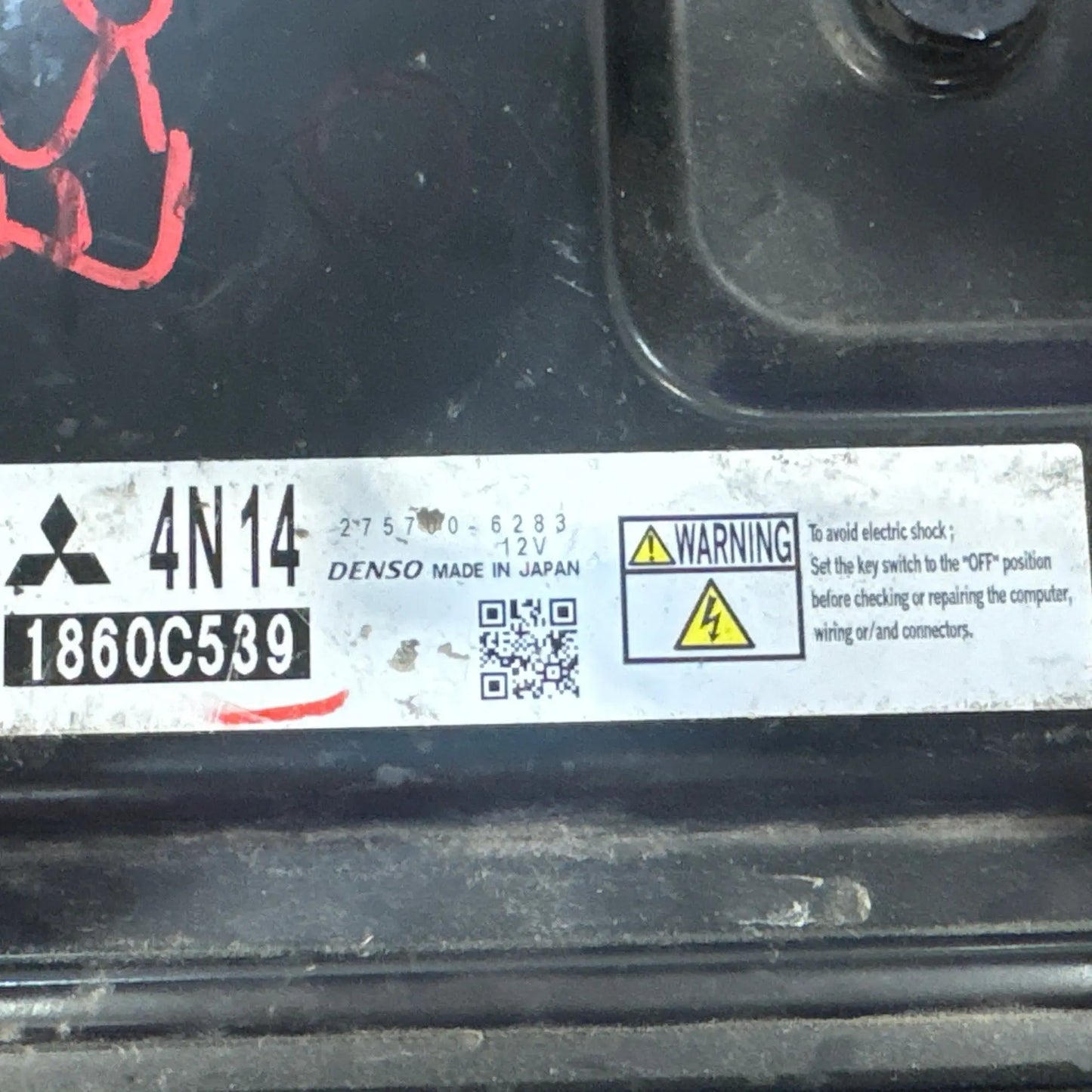 CALCULATEUR MOTEUR 4N14 275700-6283 1860C539 MITSUBISHI