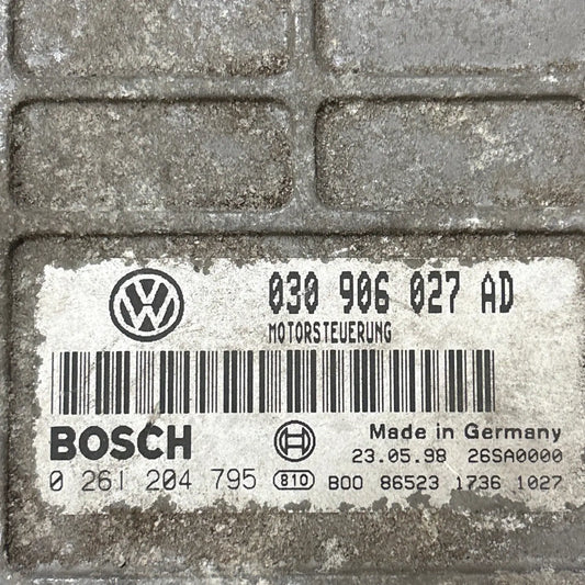 CALCULATEUR MOTEUR MP9.0 0261204795 030906027AD VW
