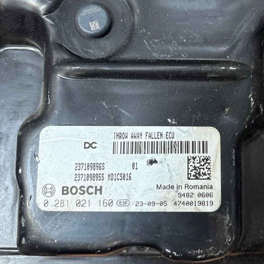 CALCULATEUR MOTEUR MD1CS016 0281021160 237109896S 237109895S RENAULT