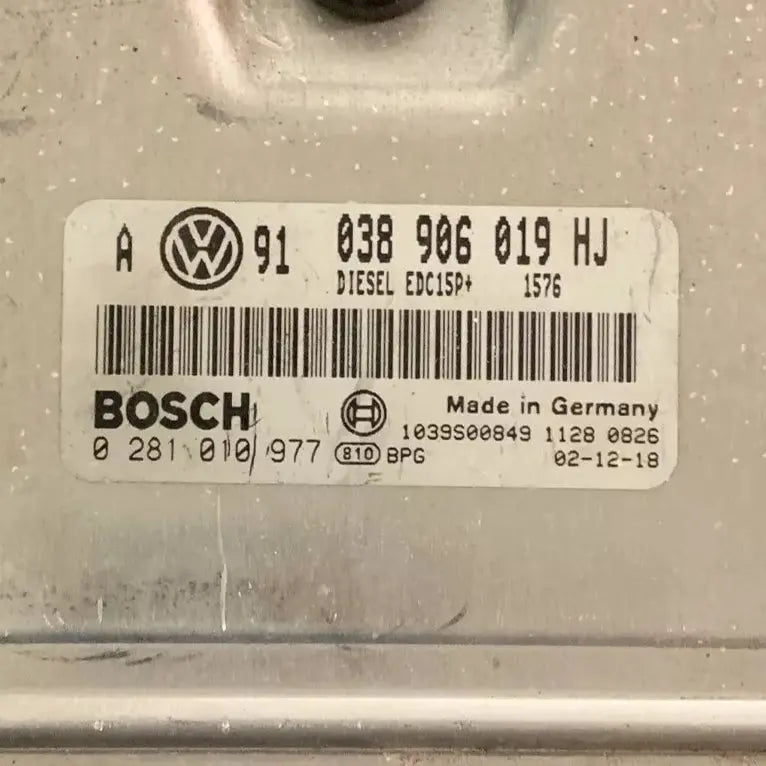 CALCULATEUR MOTEUR EDC15P+ 0281010977 038906019HJ VW Ma boutique