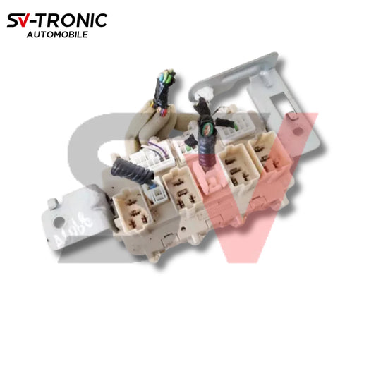 BOITIER FUSIBLE FRF1109829-49 NISSAN