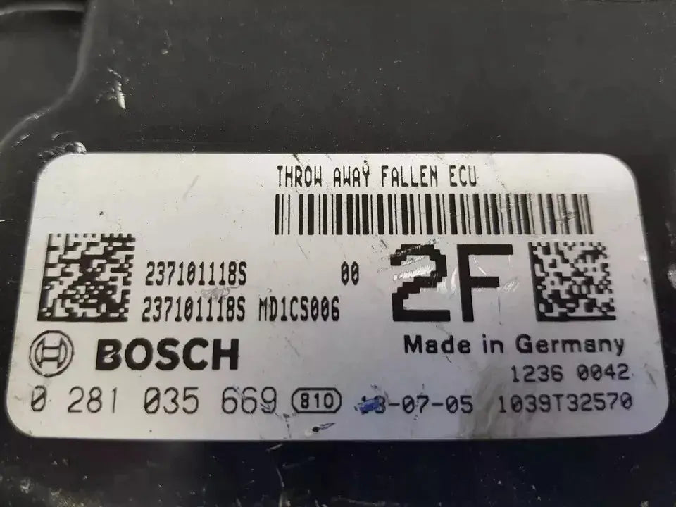 CALCULATEUR MOTEUR MD1CS006 0281035669 237101118S Ma boutique
